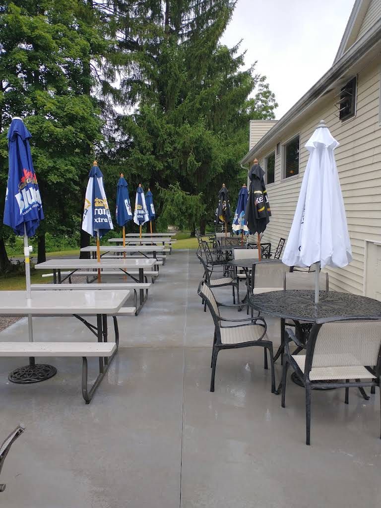 Sally Pursell's Country Inn 5
